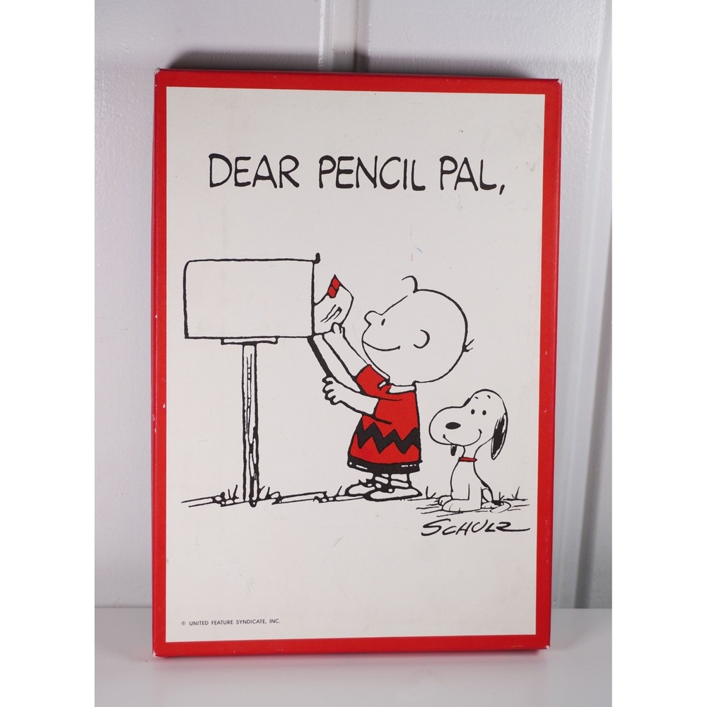 Vintage Peanuts Snoopy Charlie Brown Hallmark Stationery 11 Sheets & Envelopes